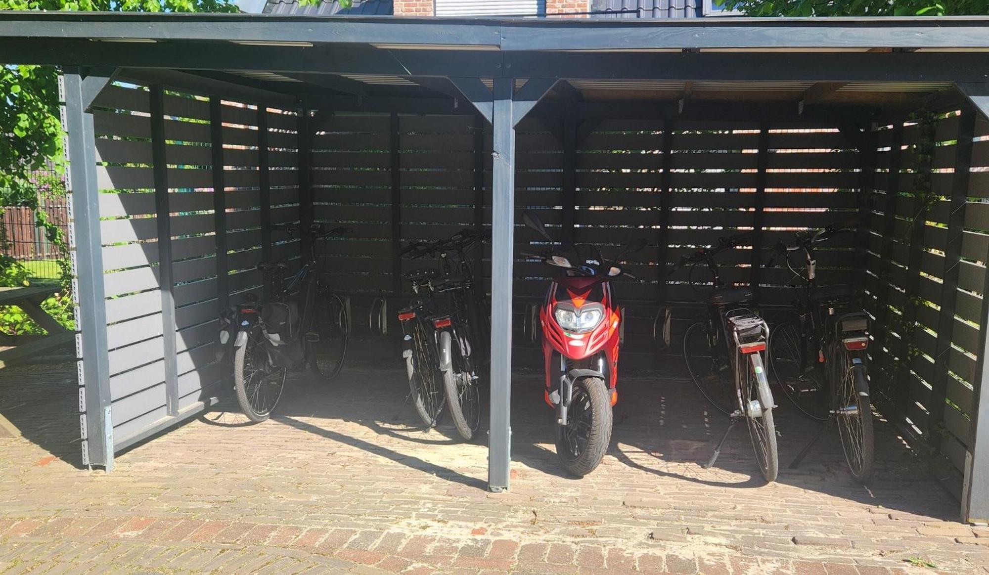 Friesischer Hof, Ferienwohnungen Mit Indoor Spielplatz, Kostenfreien Parkplatz Und W-Lan Hage Kültér fotó